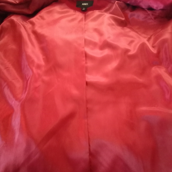 AVANTI Red Trench Coat (Lg) - Picture 5 of 7